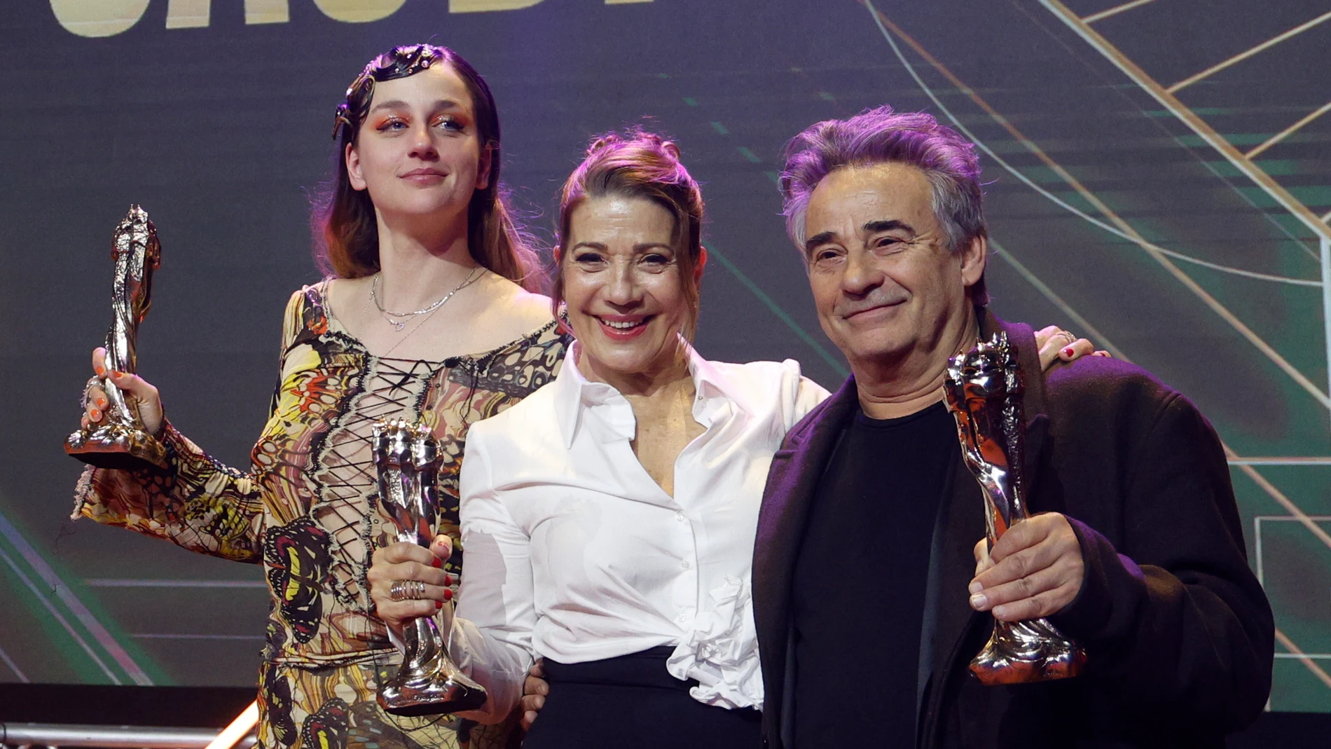 Laura Weismahr, Emma Vilarasau y Eduard Fernández en los Premios Gaudí 2025 Laura Weismahr, Emma Vilarasau y Eduard Fernández en los Premios Gaudí 2025