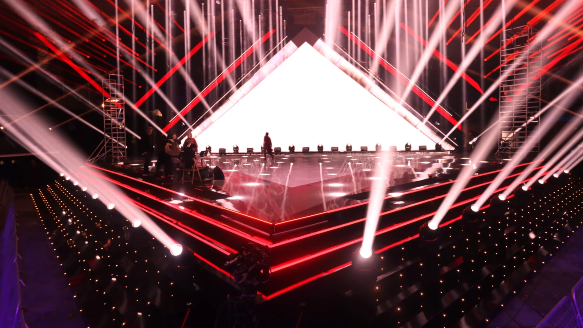 Las primeras imágenes del escenario del Benidorm Fest 2025 Las primeras imágenes del escenario del Benidorm Fest 2025