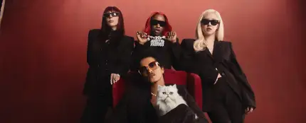 Bruno Mars y Sexyy Redd Fat Juicy & Wet Bruno Mars y Sexyy Redd Fat Juicy & Wet