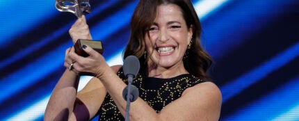 Nora Navas, ganadora del premio Feroz a Mejor actriz de reparto en televisión por 'Yo, adicto'