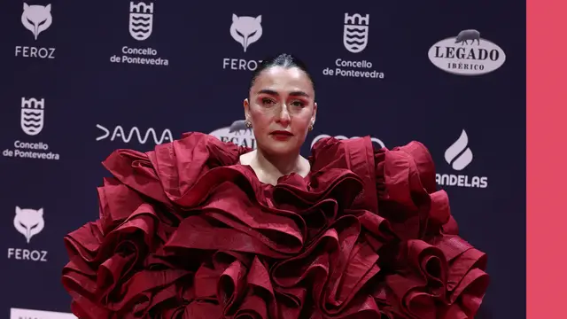 Candela Peña en la alfombra roja de los Premios Feroz 2025