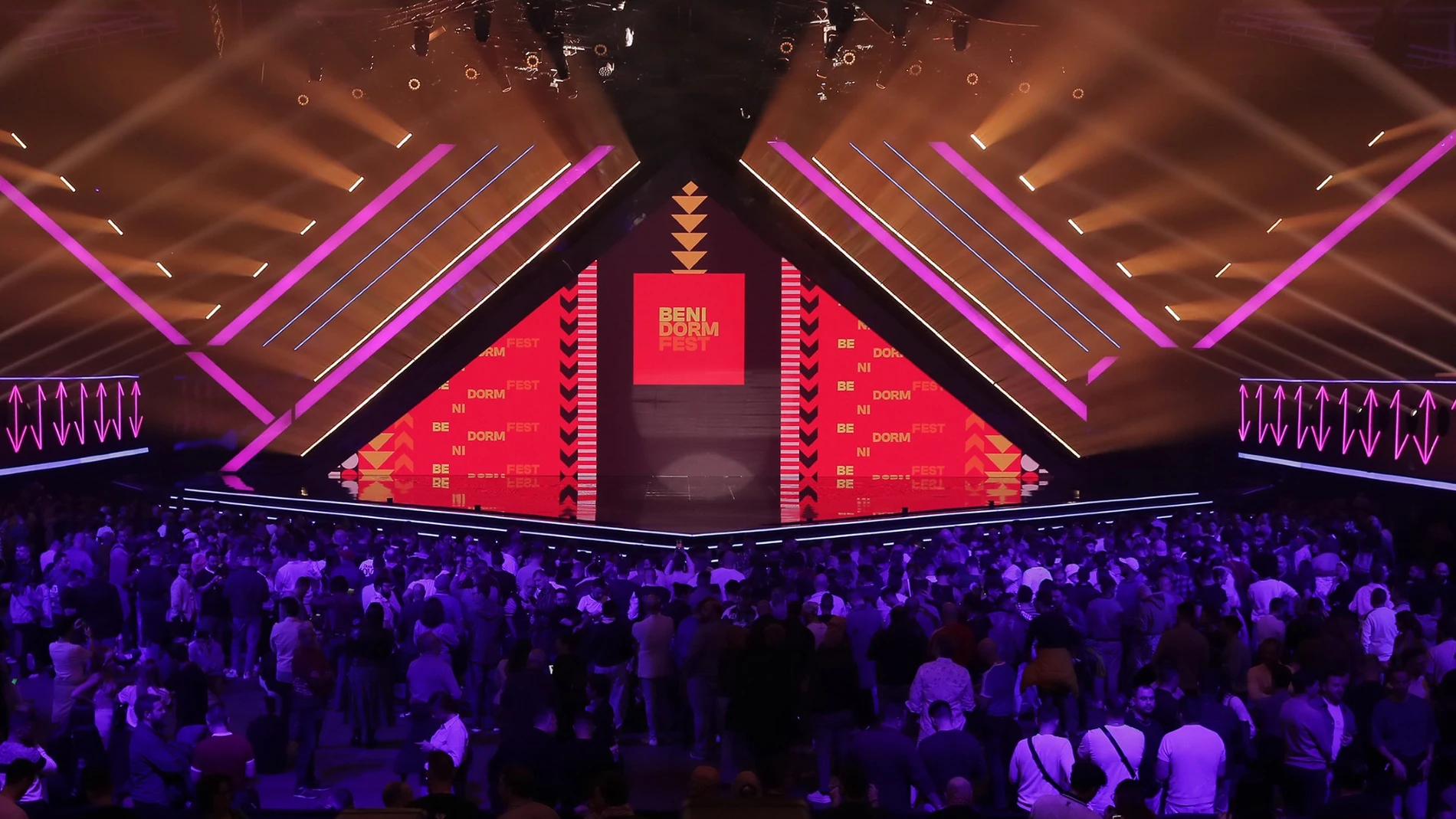 El escenario del Benidorm Fest 2025. El escenario del Benidorm Fest 2025.