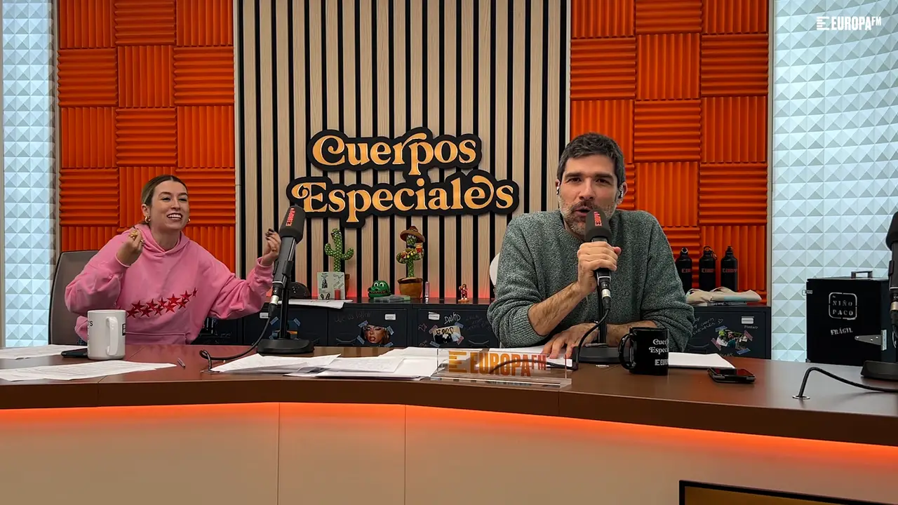Eva le grita a una nube Eva le grita a una nube