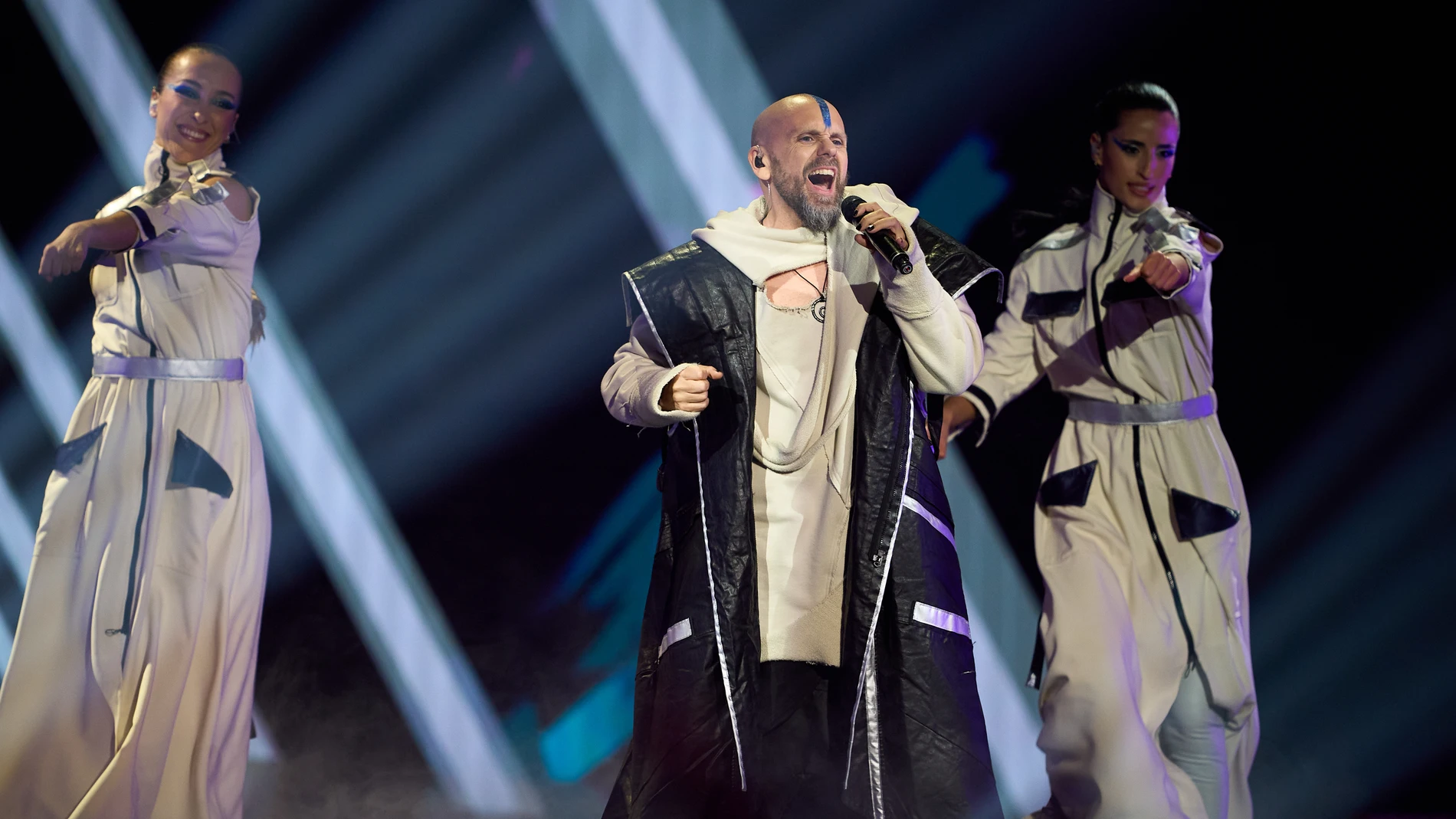 Mawot canta 'Raggio di sole' en la final del Benidorm Fest 2025 Mawot canta 'Raggio di sole' en la final del Benidorm Fest 2025