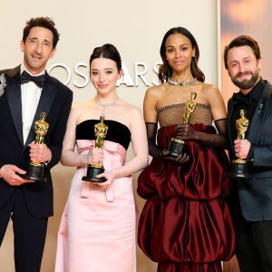 Adrien Brody, Mikey Madison, Zoe Saldaña y Kieran Culkin, actores ganadores de los Premios Oscar 2025