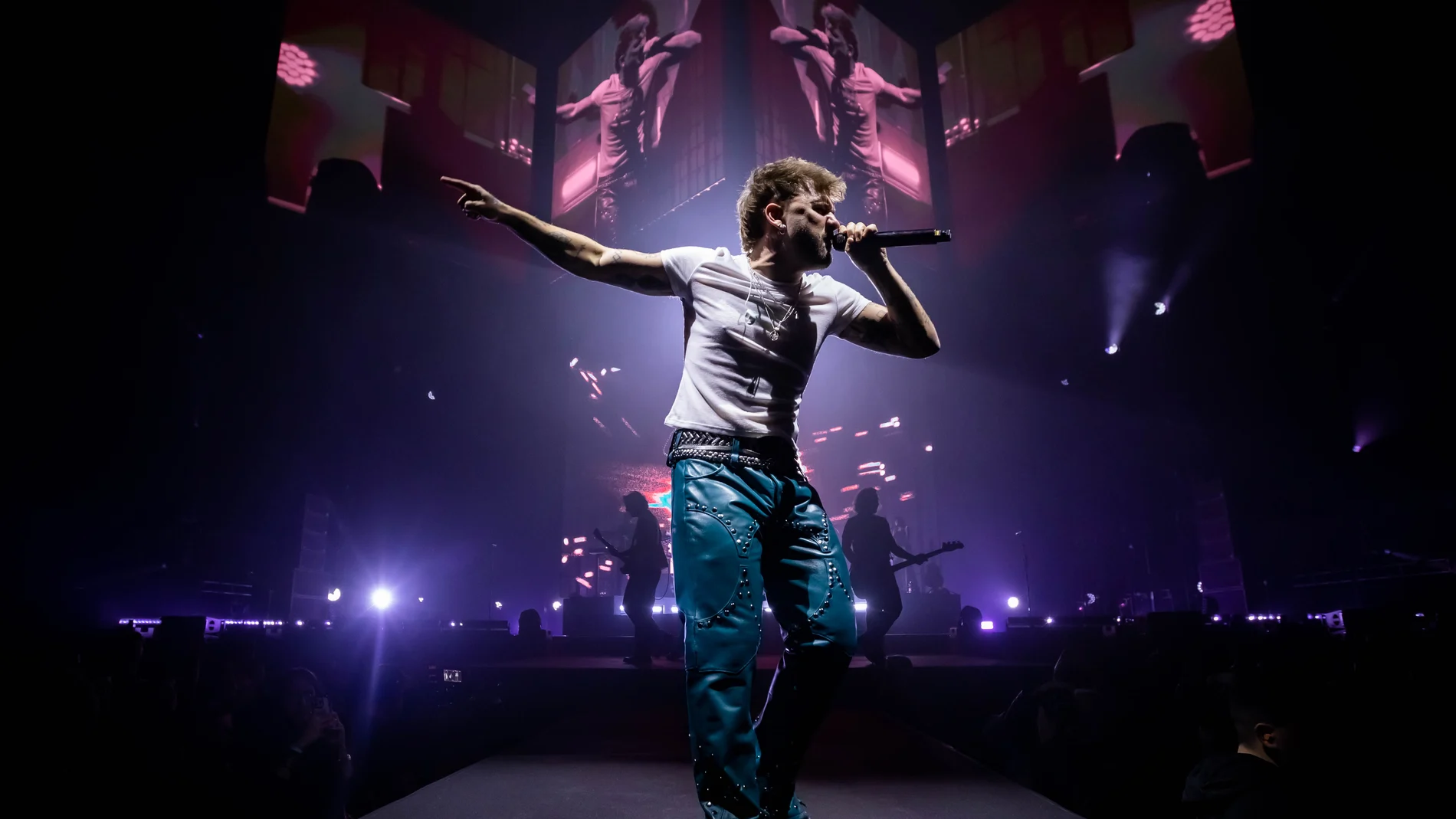 Dani Fernández, en el concierto del 8 de marzo en el Movistar Arena de Madrid. Dani Fernández, en el concierto del 8 de marzo en el Movistar Arena de Madrid.