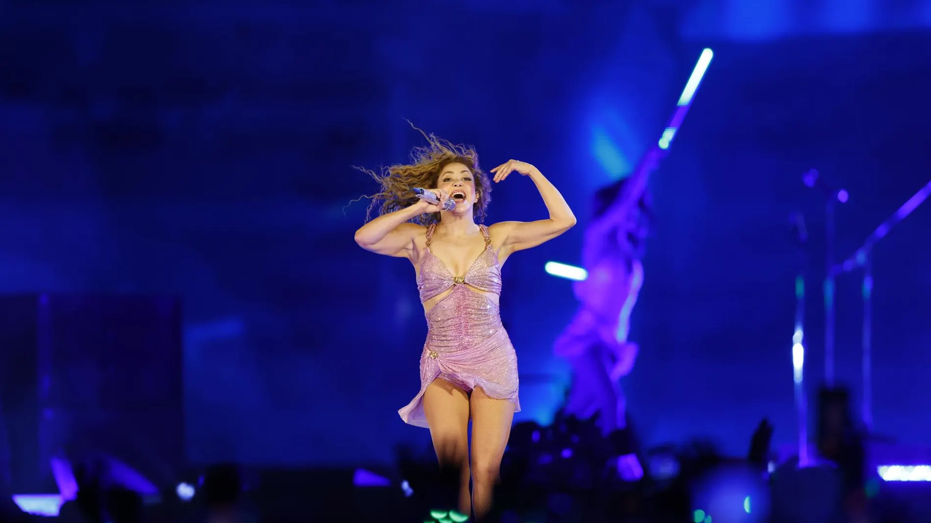 Shakira, en uno de los conciertos de su gira 'Las Mujeres Ya No Lloran' Shakira, en uno de los conciertos de su gira 'Las Mujeres Ya No Lloran'