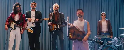 Morat y Camilo cantan 'Me toca a mí' Morat y Camilo cantan 'Me toca a mí'