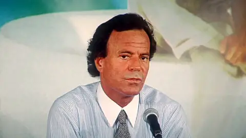 Julio Iglesias Julio Iglesias