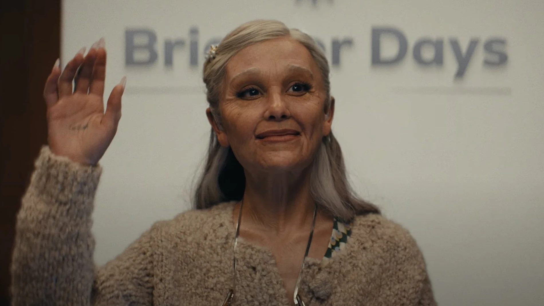 Ariana Grande en un fotograma de su cortometraje 'Brighter Days Ahead' Ariana Grande en un fotograma de su cortometraje 'Brighter Days Ahead'