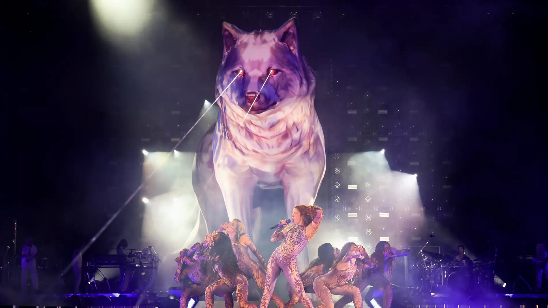 Shakira en Colombia con su gira 'Las Mujeres Ya No Lloran World Tour' Shakira en Colombia con su gira 'Las Mujeres Ya No Lloran World Tour'