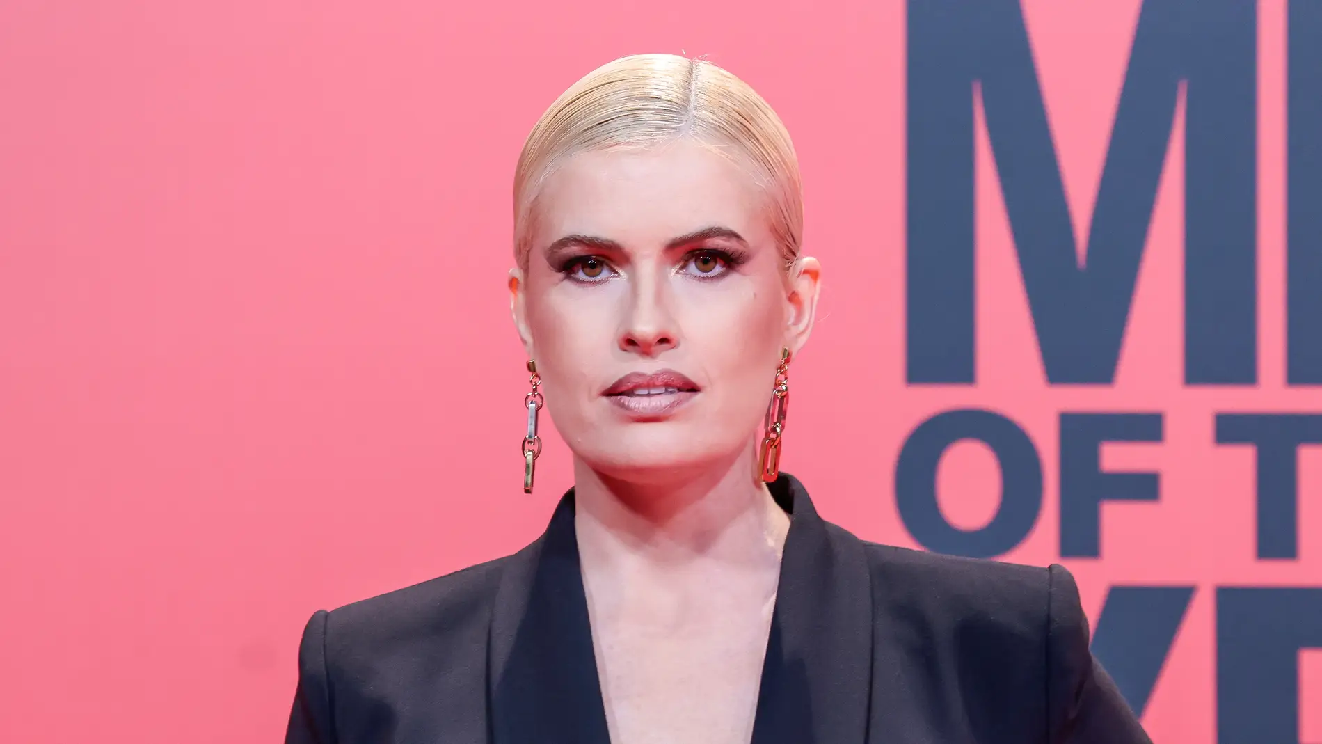 La presentadora Adriana Abenia La presentadora Adriana Abenia