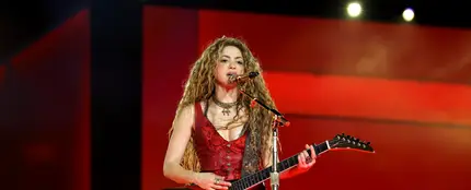 Shakira Shakira