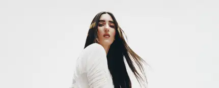 Judeline, en la portada de su canción 'TÚ ET MOI'. Judeline, en la portada de su canción 'TÚ ET MOI'.