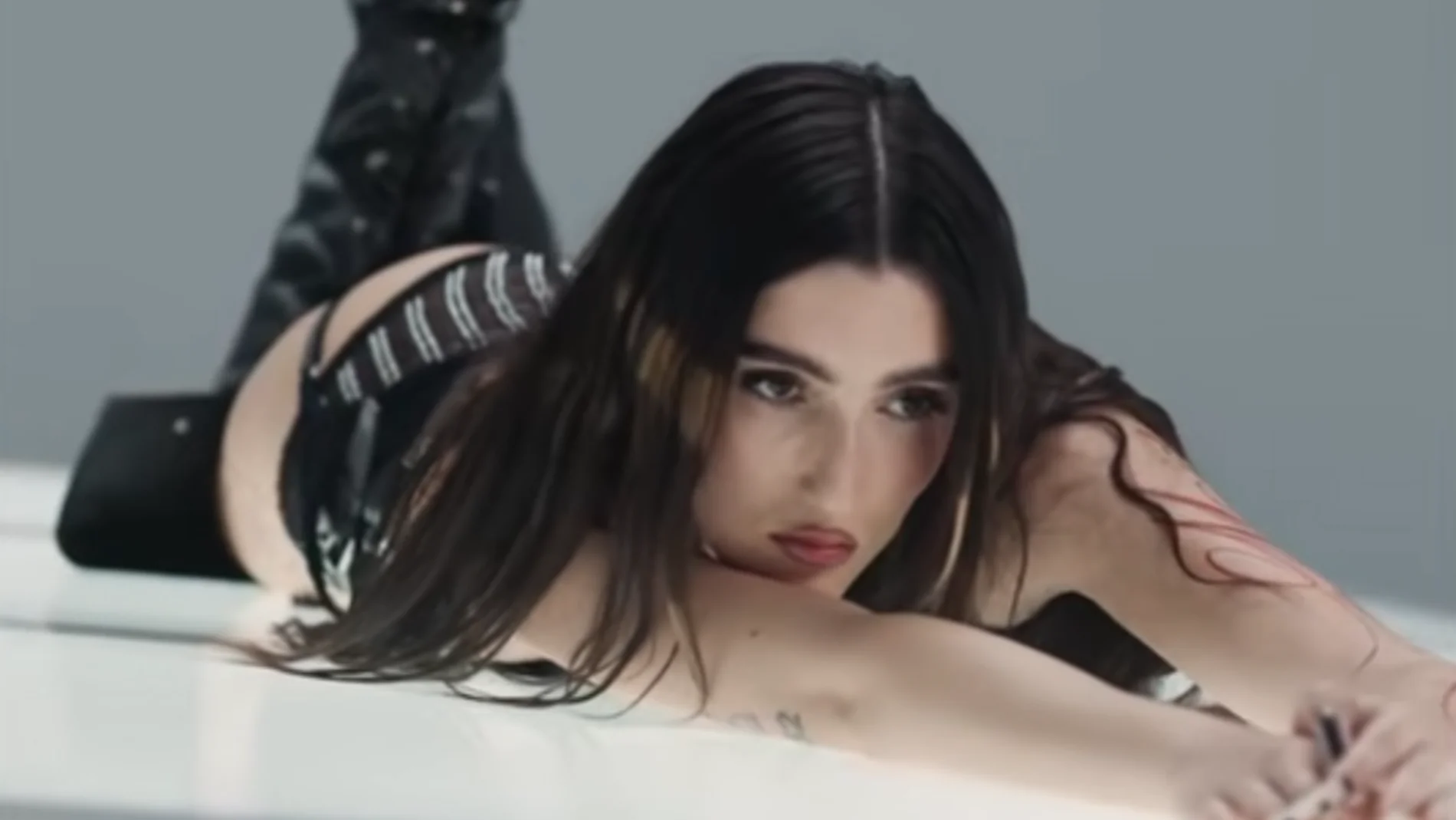 Judeline, en el videoclip de 'TÚ ET MOI' Judeline, en el videoclip de 'TÚ ET MOI'