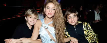 Milan y Sasha junto a Shakira Milan y Sasha junto a Shakira