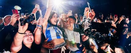 LALI revoluciona argentina desde el estadio Vélez ante el clamor de 90.000 personas LALI revoluciona argentina desde el estadio Vélez ante el clamor de 90.000 personas