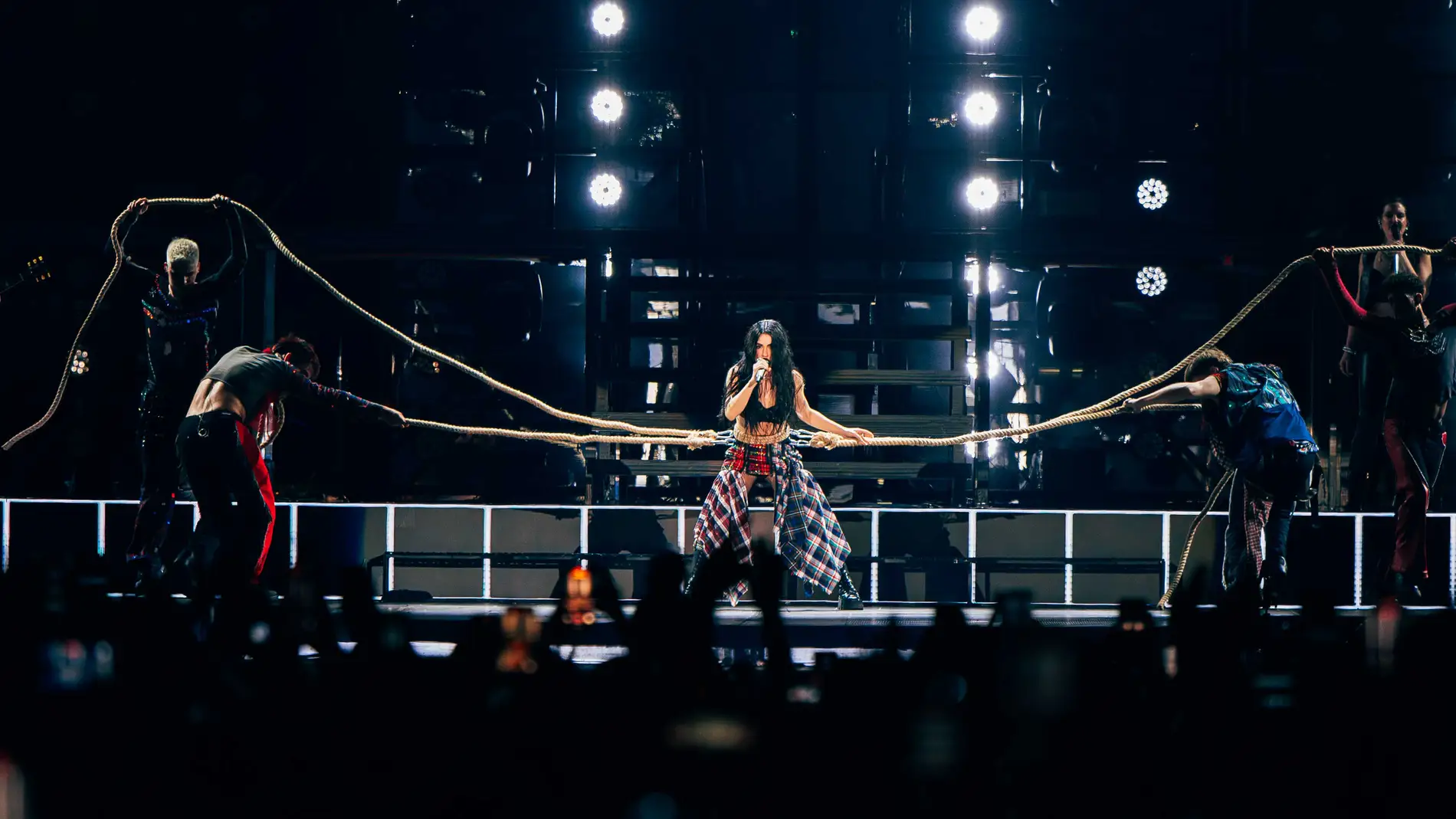 LALI en su concierto en Vélez LALI en su concierto en Vélez