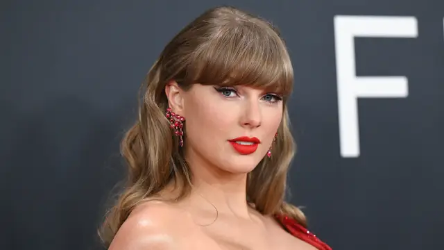 Taylor Swift en los Premios Grammy 2025