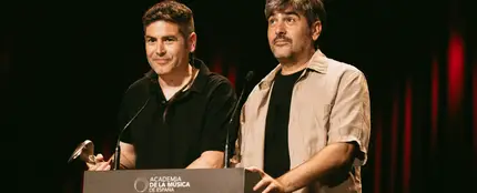 Estopa recogió dos premios en la gala de la Academia de la Música de España Estopa recogió dos premios en la gala de la Academia de la Música de España