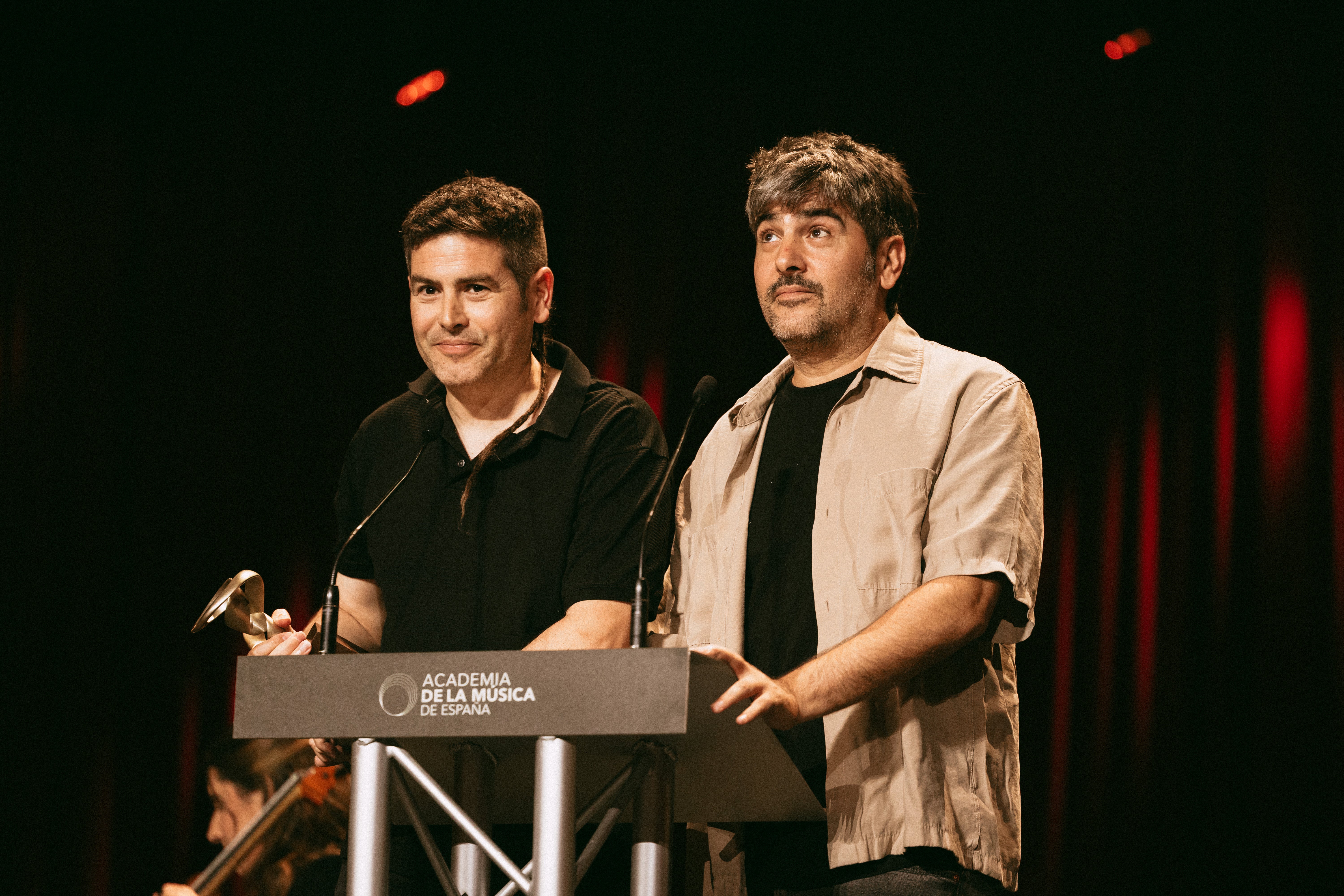 Estopa recogió dos premios en la gala de la Academia de la Música de España Estopa recogió dos premios en la gala de la Academia de la Música de España