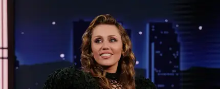 Miley Cyrus en el show de Jimmy Fallon Miley Cyrus en el show de Jimmy Fallon