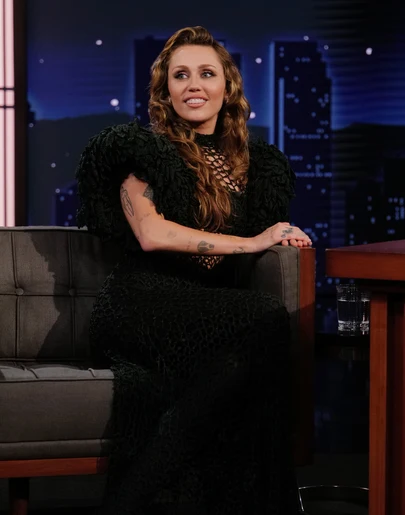 Miley Cyrus en el show de Jimmy Fallon Miley Cyrus en el show de Jimmy Fallon