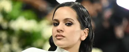 Rosalía en la MET Gala 2025 Rosalía en la MET Gala 2025