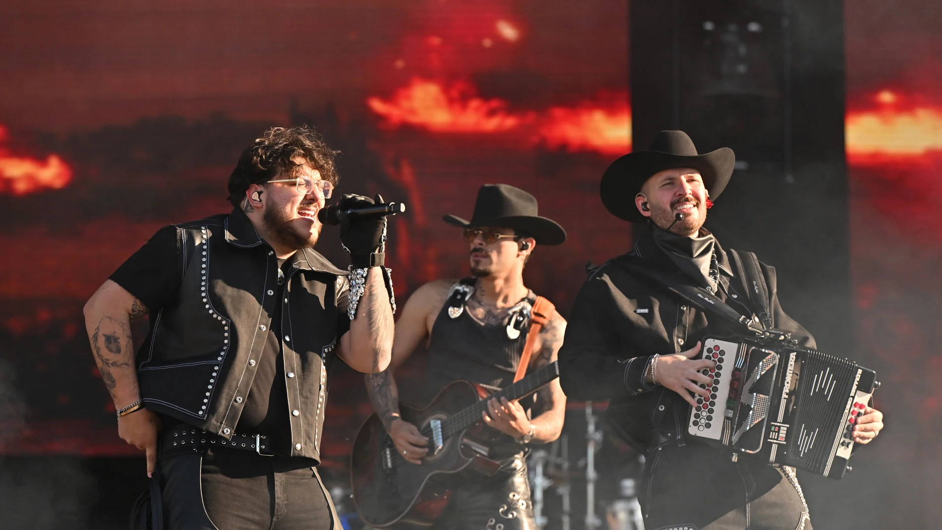 Grupo frontera Grupo frontera