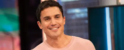El actor Álex González sorprende al imitar a David Bisbal: "Máxima admiración" El actor Álex González sorprende al imitar a David Bisbal: "Máxima admiración"