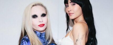 Alaska y Aitana colaboran en 'La chica perfecta' del disco 'Cuarto azul'.