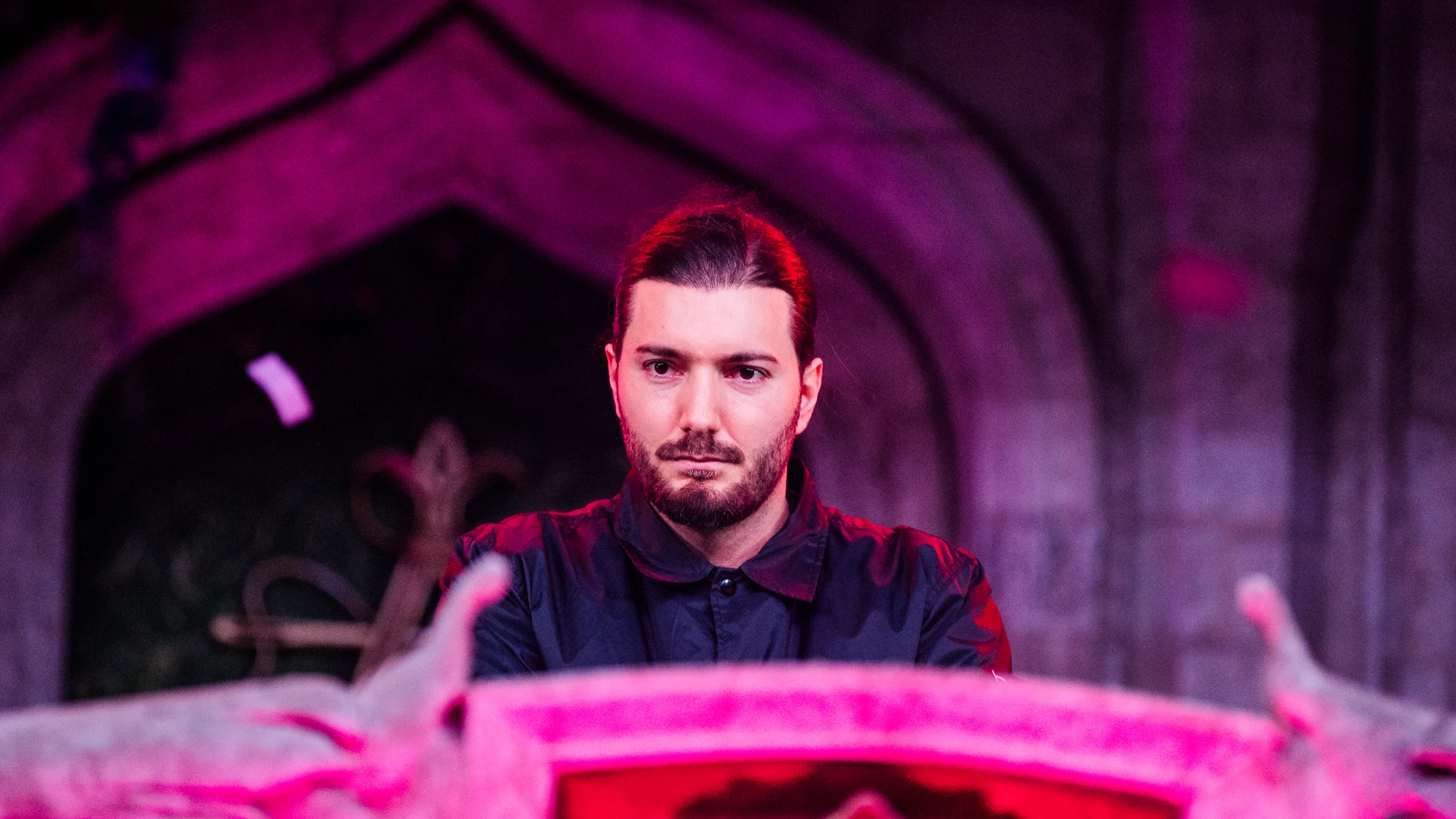El DJ sueco Alesso, en una sesión de 2024. El DJ sueco Alesso, en una sesión de 2024.