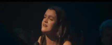 La celebrada actuación de Amaia cantando 'Volver' en el documental de Los Javis La celebrada actuación de Amaia cantando 'Volver' en el documental de Los Javis