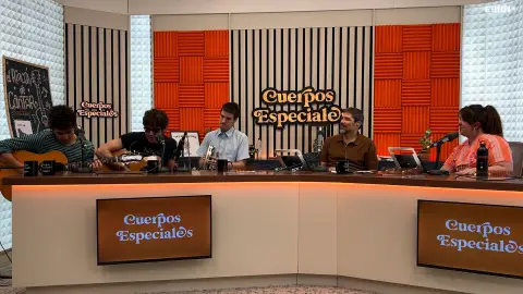 La Paloma con Nacho García y Lalachús en Cuerpos especiales La Paloma con Nacho García y Lalachús en Cuerpos especiales