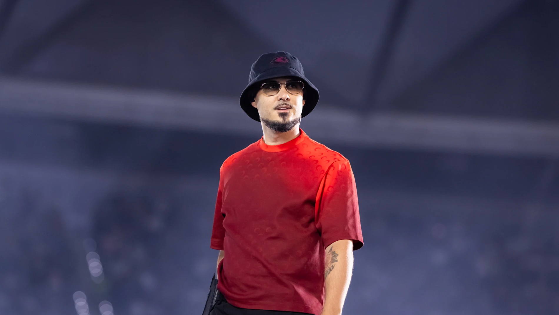 Dellafuente en el Metropolitano de Madrid Dellafuente en el Metropolitano de Madrid