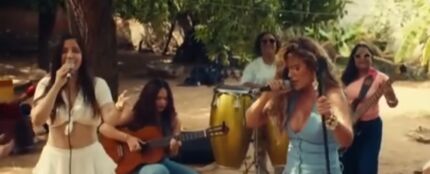 Karol G canta 'No puedo vivir sin él' en Valledupar