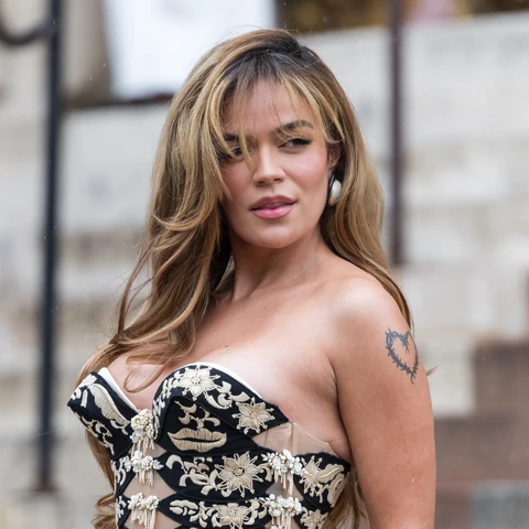 Karol G en la Semana de la Moda de París Karol G en la Semana de la Moda de París