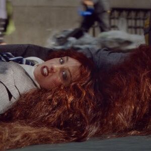 Chapell Roan, en el videoclip de 'The Subway'