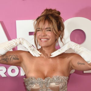 Karol G revela los secretos detrás de la creación de su disco 'Tropicoqueta'