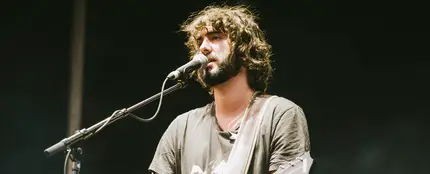 Mikel Izal en 2014, en un concierto de Izal Mikel Izal en 2014, en un concierto de Izal