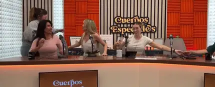 Duelo de planchas, un escape room y un tiny desk: los momentos más surrealistas de Cuerpos especiales (Volumen II) Duelo de planchas, un escape room y un tiny desk: los momentos más surrealistas de Cuerpos especiales (Volumen II)