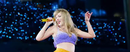 Taylor Swift cantando durante uno de sus conciertos de 'The Eras Tour' Taylor Swift cantando durante uno de sus conciertos de 'The Eras Tour'