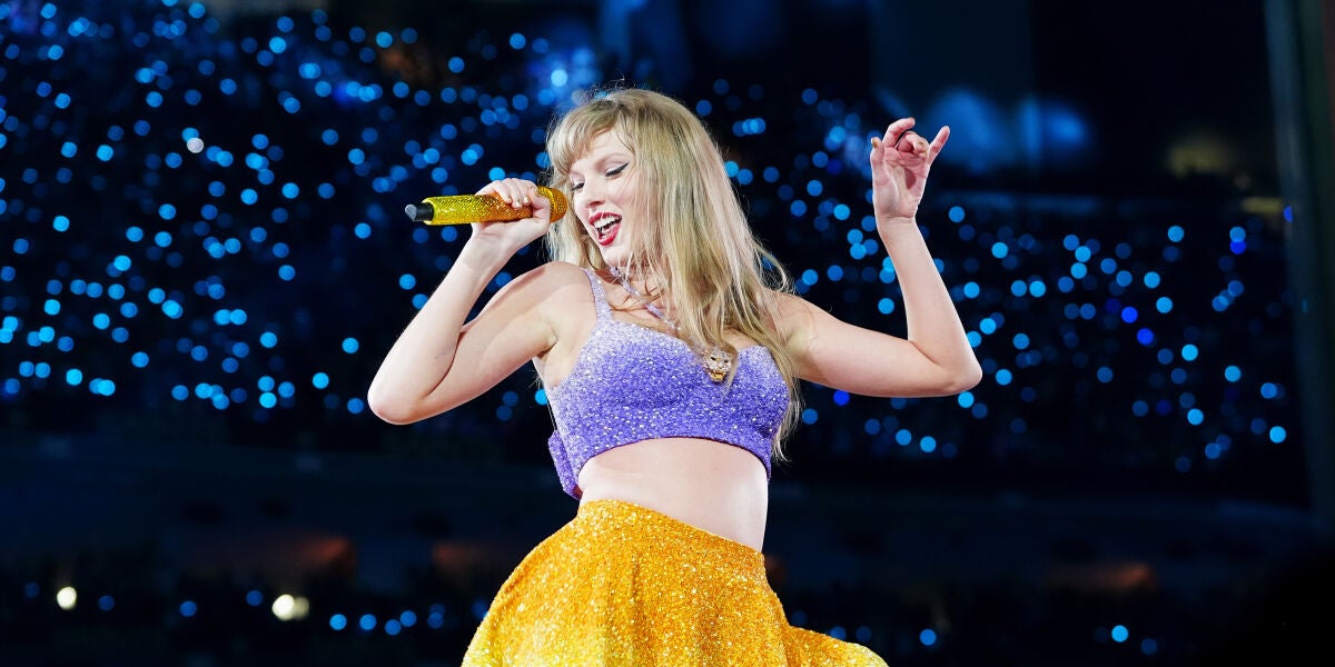 Taylor Swift cantando durante uno de sus conciertos de 'The Eras Tour'