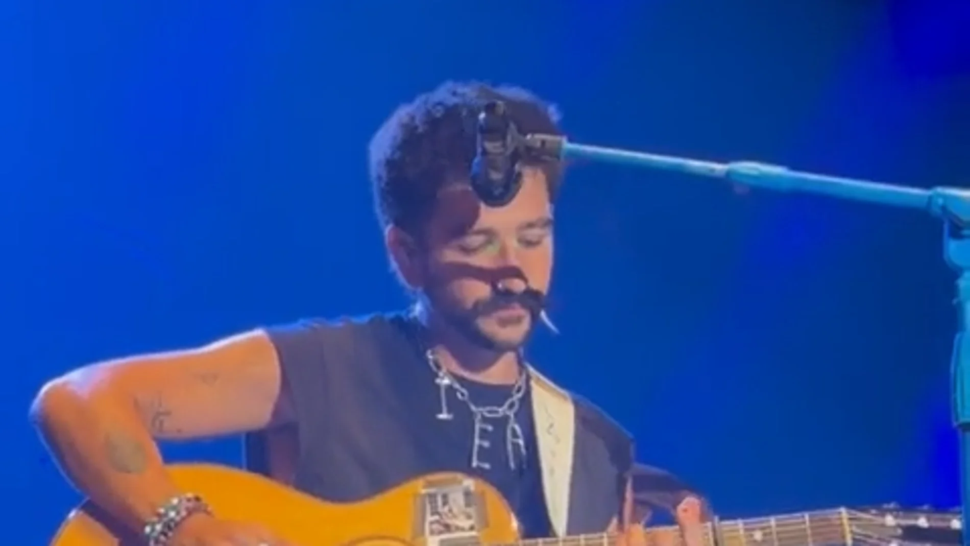 Camilo, durante su concierto en el Festival Costa Feira de Sanxenxo (Pontevedra). Camilo, durante su concierto en el Festival Costa Feira de Sanxenxo (Pontevedra).