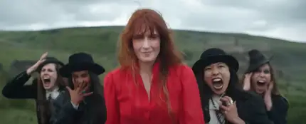 Florence + The Machine - 'Everybody Scream' (captura videoclip) Florence + The Machine - 'Everybody Scream' (captura videoclip)