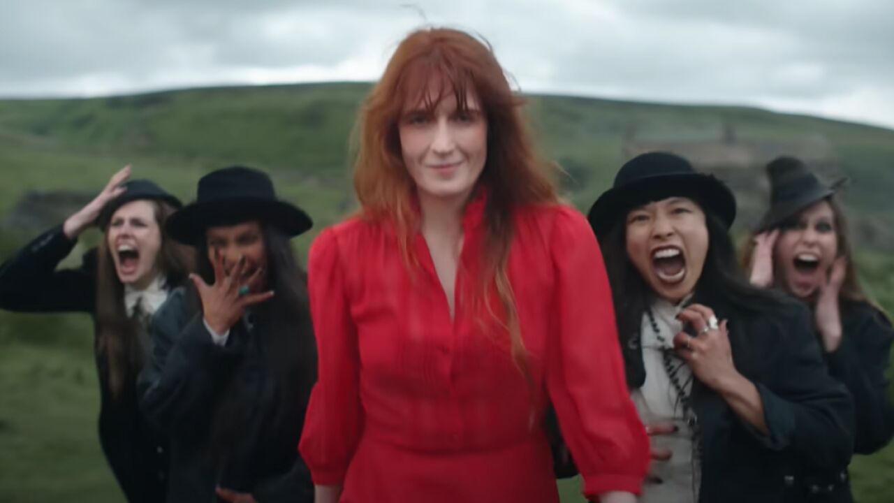 Florence + The Machine estrena 'Everybody Scream', la canción que da ...