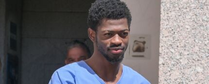 Lil Nas X a su salida de la Cárcel Valley de Van Nuys.