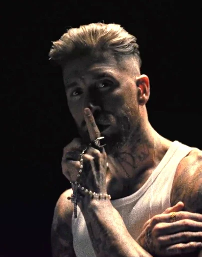 Sergio Ramos en el videoclip de 'Cibeles' Sergio Ramos en el videoclip de 'Cibeles'