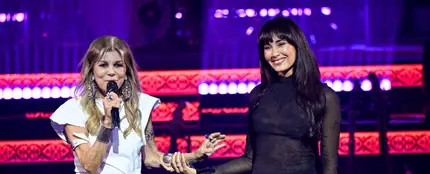 Aitana con Jeanette en el concierto de los Latin Grammy de Sevilla Aitana con Jeanette en el concierto de los Latin Grammy de Sevilla