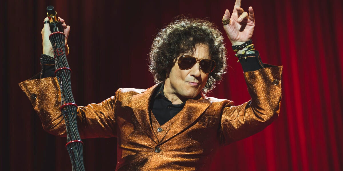 Bunbury en su concierto en el Movistar Arena de Madrid